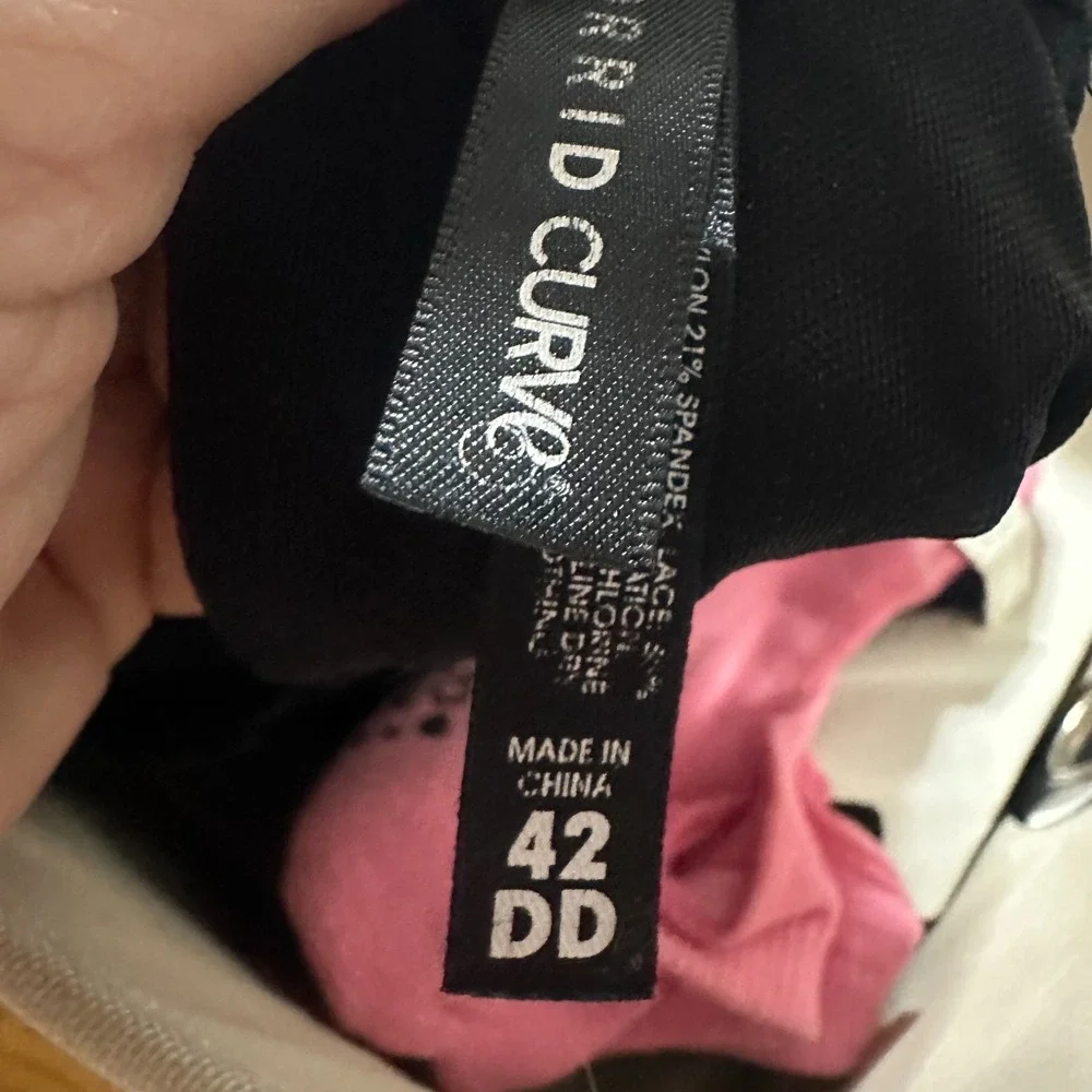 Torrid Curve 360 Back Smoothing T-Shirt Bra 42DD Purple‎ Lightning Galaxy Space